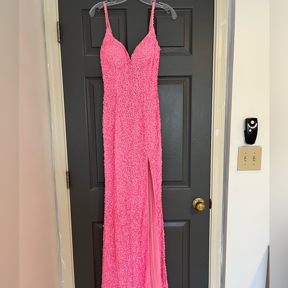 Sherri Hill, Size 2. Candy Pink